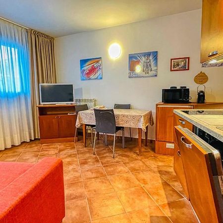 Appartamento Smith Roero - Affitti Brevi Italia Bardonecchia Eksteriør billede